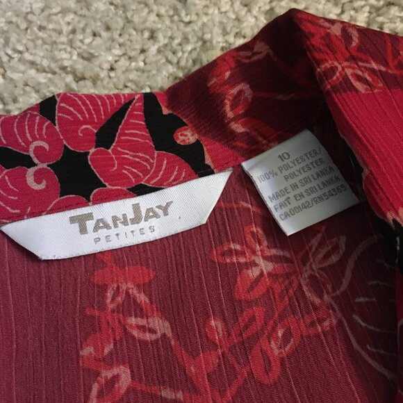 TanJay Crepe Queen of Hearts & Spades Button Down Shirt - Picture 9 of 14